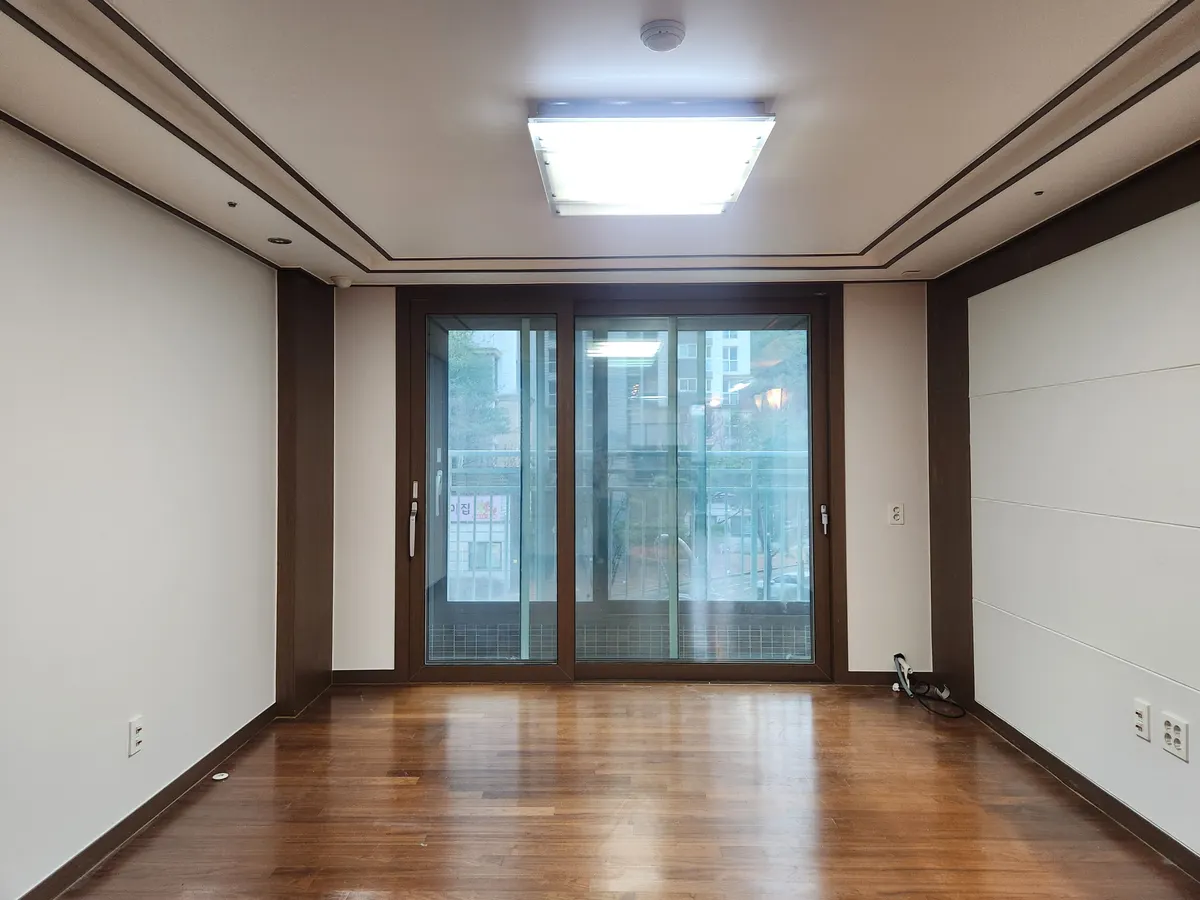 산운12단지 판교센트럴포레와이시티 거실 before