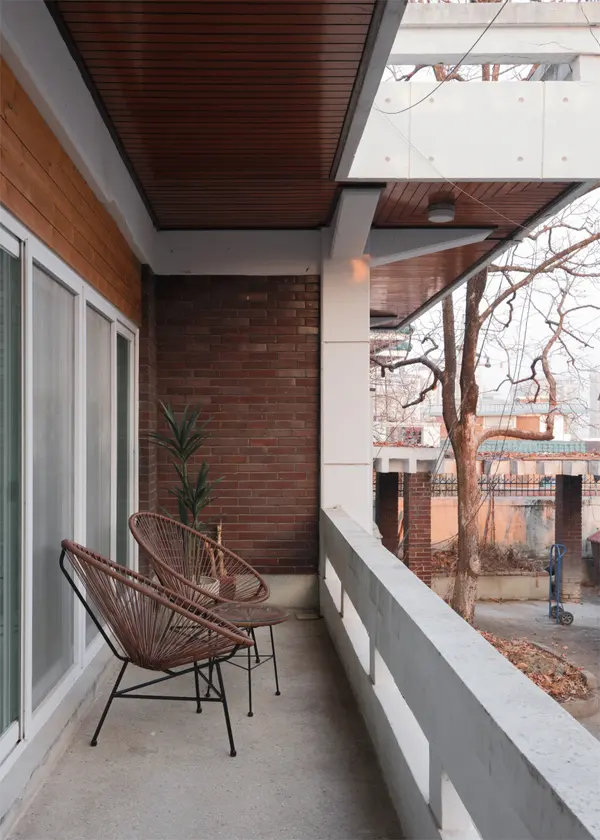 이태원 단독주택 에어비앤비 거실